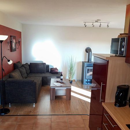 Kleines Ferienhaus Am Feldrand Malchow  Esterno foto