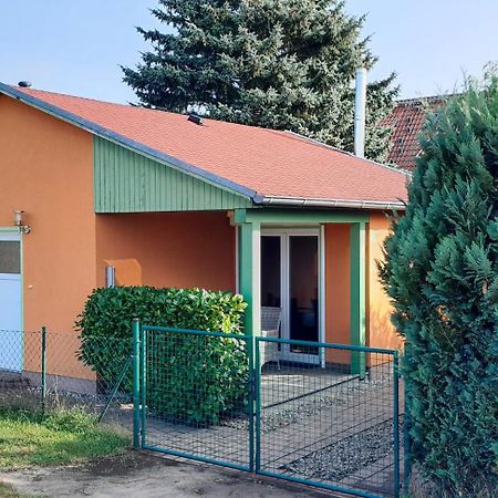 Kleines Ferienhaus Am Feldrand Malchow  Esterno foto