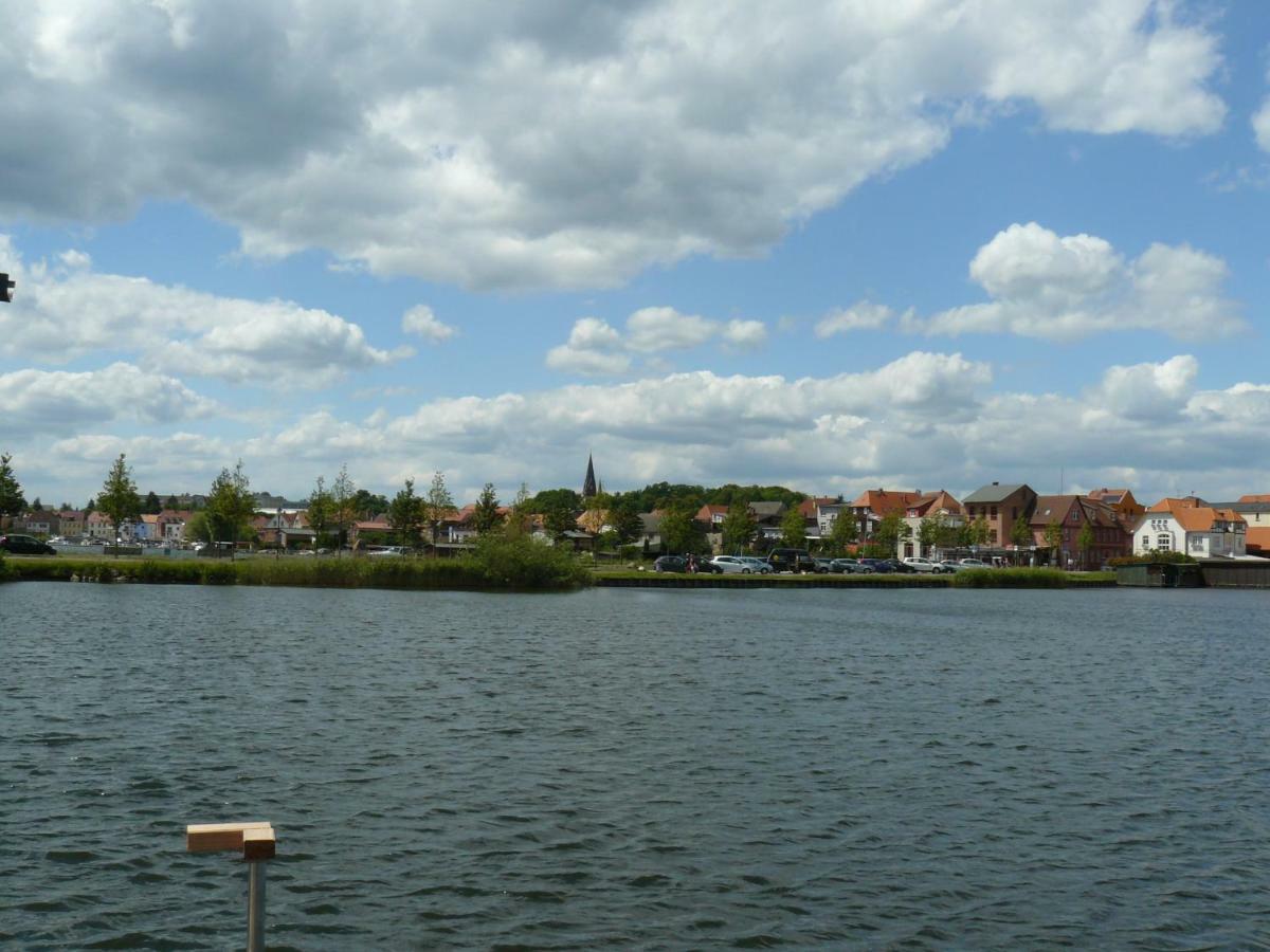 Kleines Ferienhaus Am Feldrand Malchow  Esterno foto